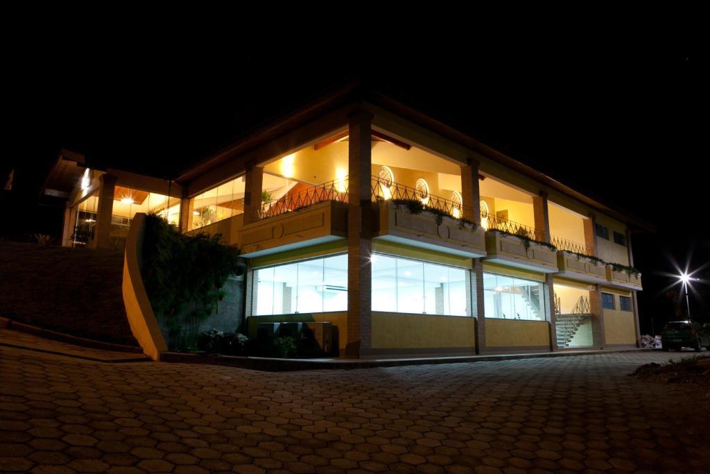 Refugio Do Saci Hotel Атибая Екстериор снимка